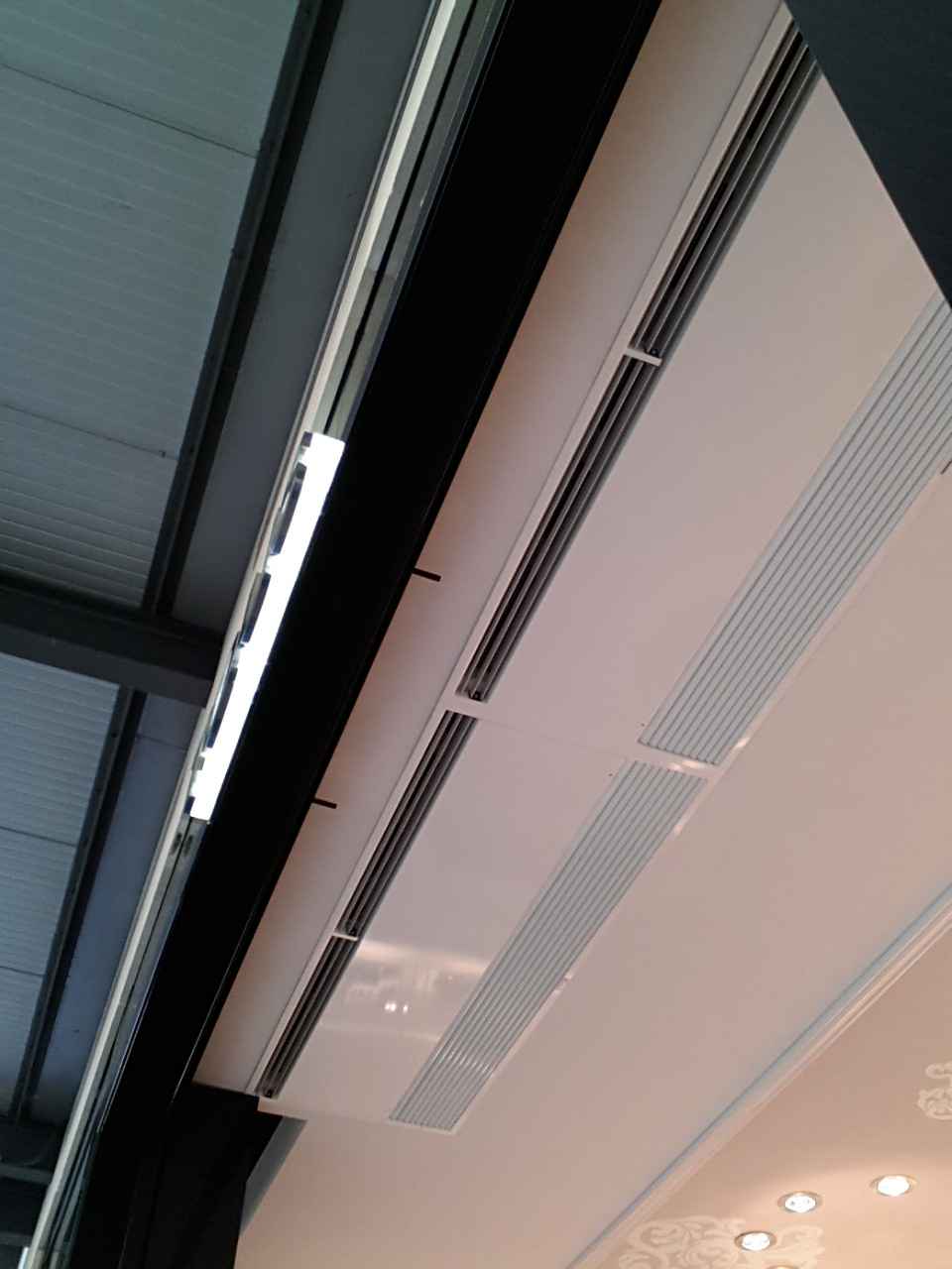 Türluftschleier Recessed Windbox